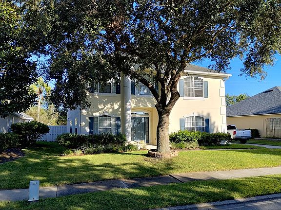 3rd image of 7733 Crosstree Ln