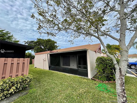 3rd image of 3121 NW 84th Way #3121