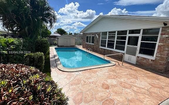 4th image of 11461 NW 35th St