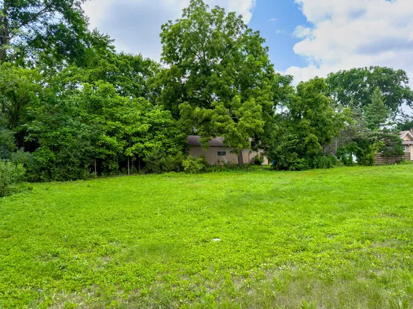 504 Ryan Ct, Westmont, IL 60559