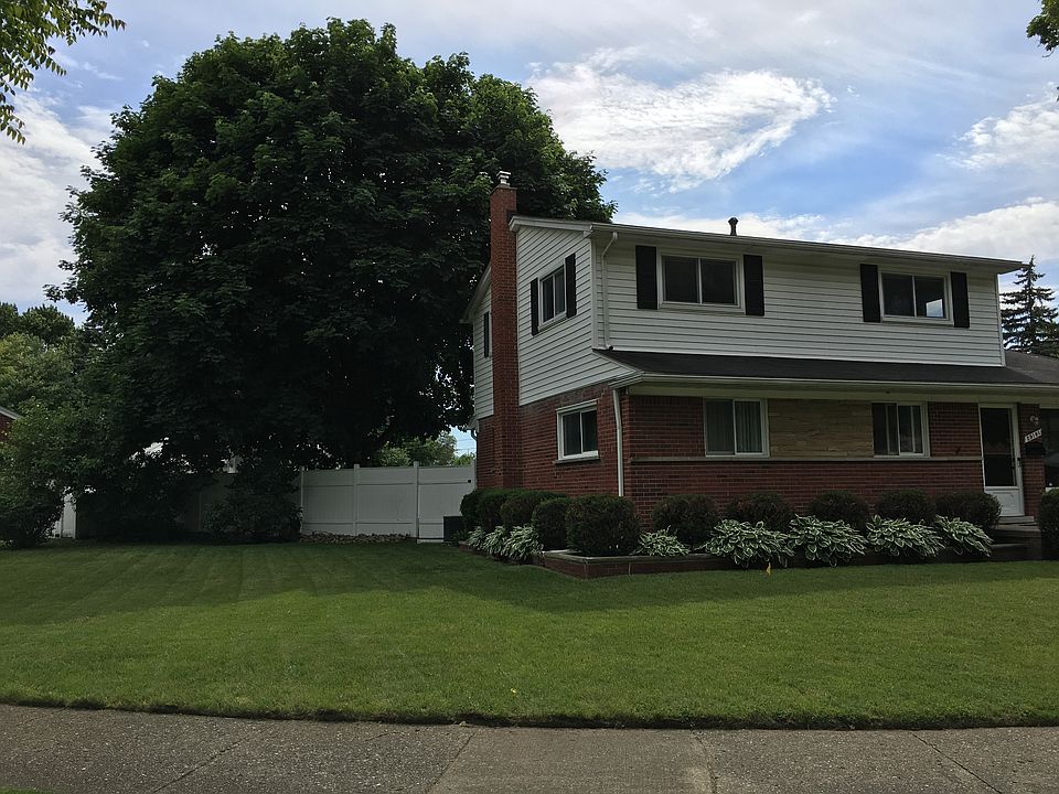 2nd image of 29101 Brody Ave