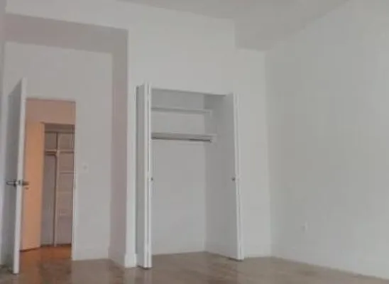 Rented by Aclawrence | media 3