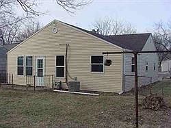 2nd image of 2308 W Albany Ave