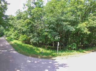 W7190 N Oakwood Cir, Neshkoro, WI 54960