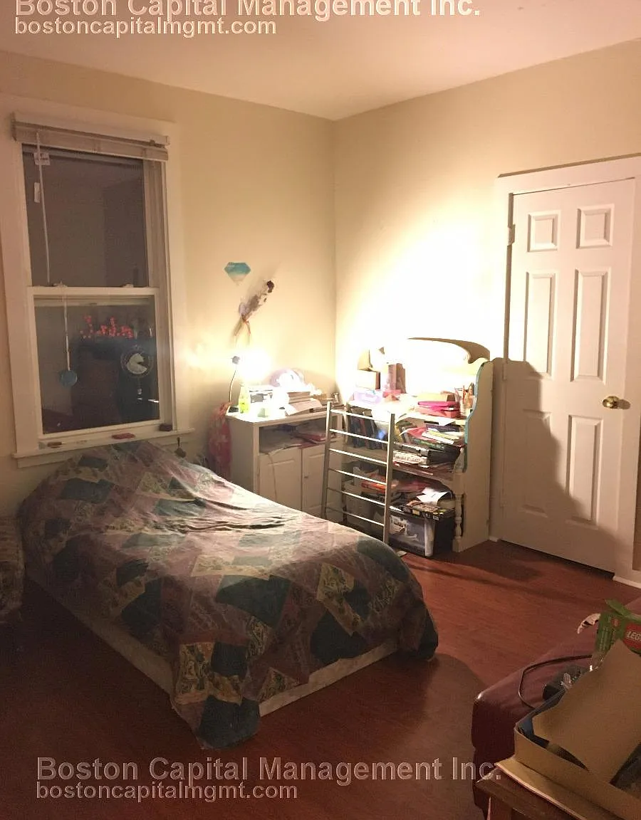 2 bed, $2,695 — Photo 1
