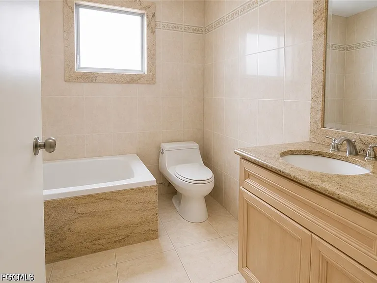 4479 Lakewood Blvd — Photo 13