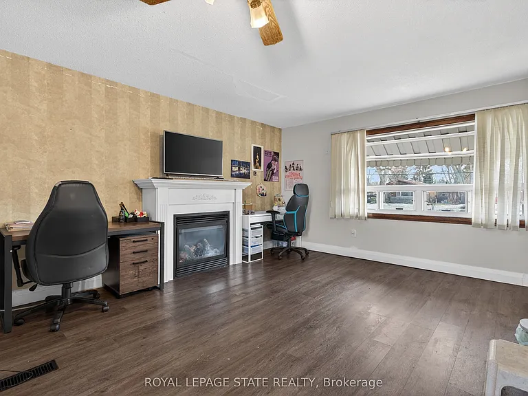 150 Ewen Rd #2 — Photo 7