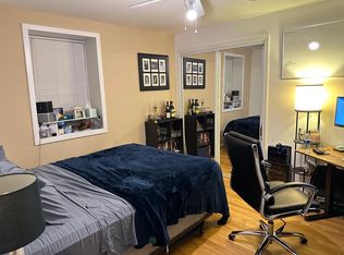 451 W Belden Ave #1-G, Chicago, IL 60614