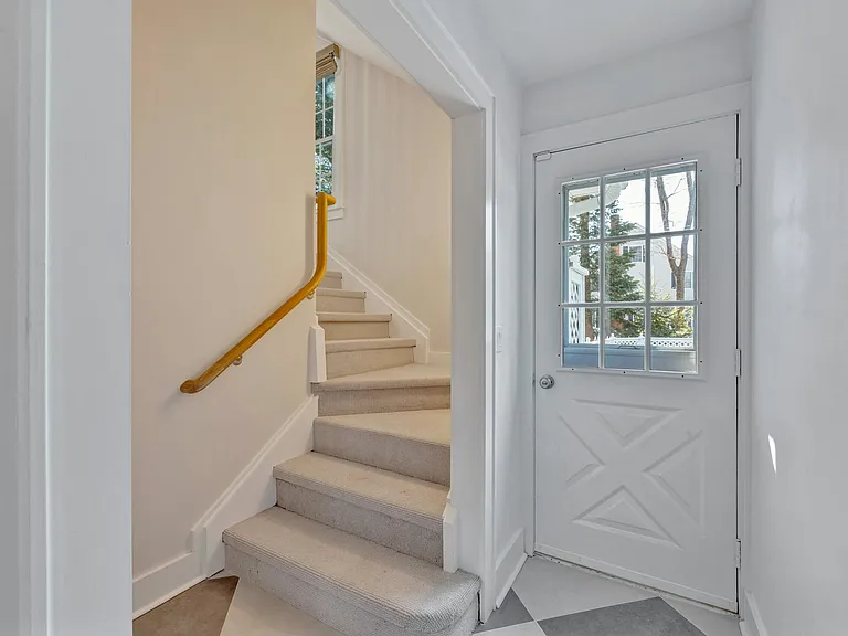 110 Sleepy Hollow Ln — Photo 28