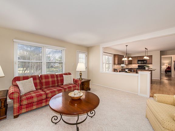 4th image of 1024 Dawes St