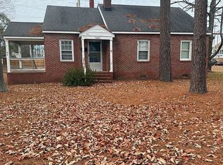 1410 W Chaloner Dr, Roanoke Rapids, NC 27870