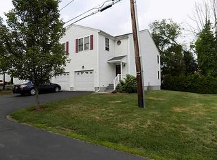 612 Smithfield Rd UNIT B10, North Providence, RI 02904