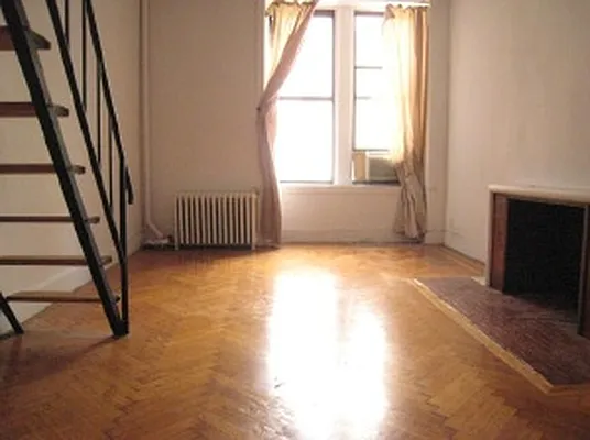 Rented by Cooper & Cooper Real Estate | media 89