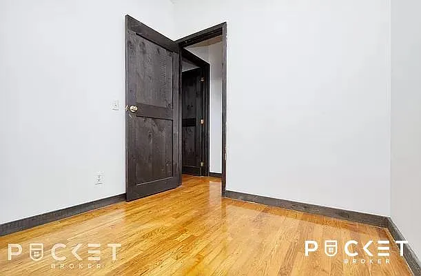 Rented by PocketBroker Inc | media 29