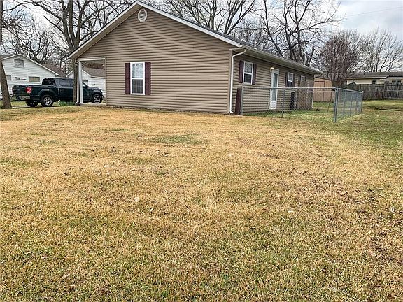 4th image of 1501 Seran Dr