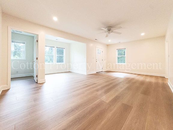 5th image of 4204 Wrightsville Ave