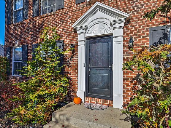 4th image of 2435 Cara Ct