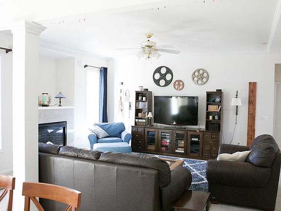 family room-