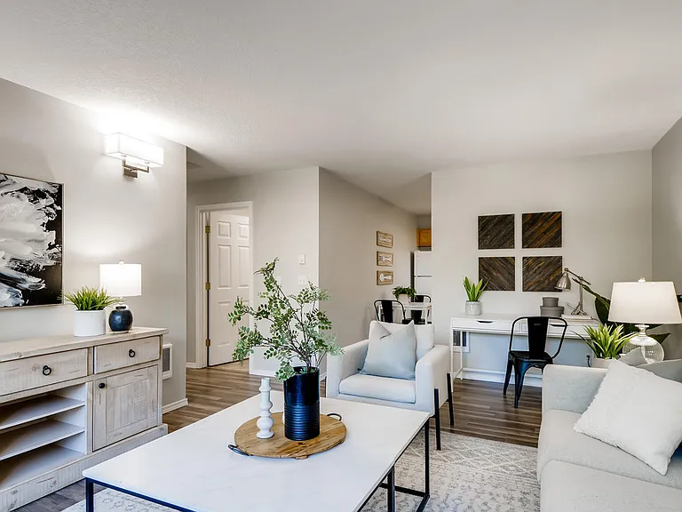 7326 N Greeley Ave #7326 — Photo 6