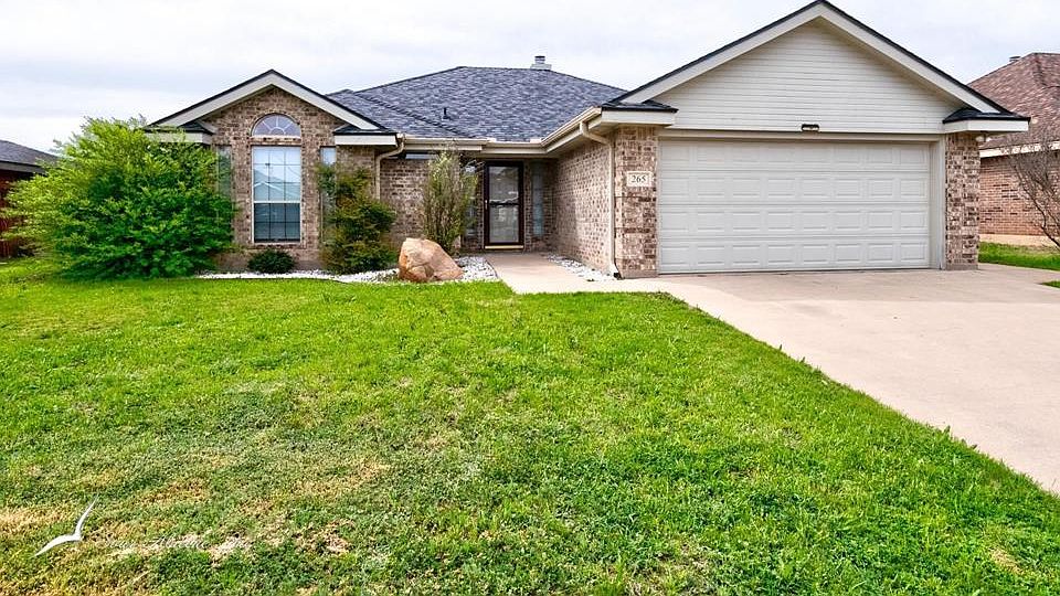 1st image of 265 Sugarberry Ave