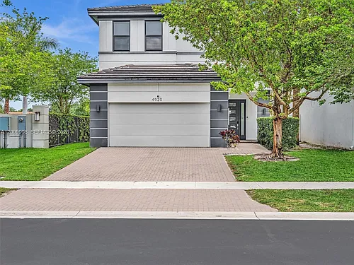 4920 Whispering Way Photo 1