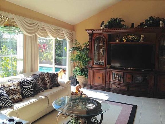 5th image of 6861 Cobia Cir