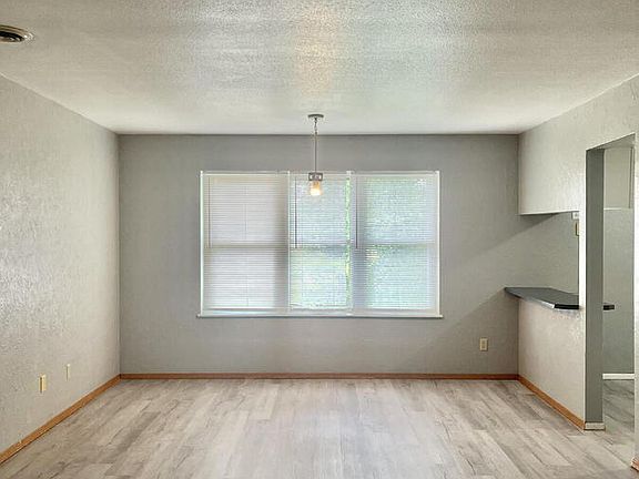 5th image of 10 Giesler Way APT 7