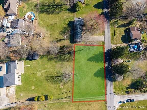 3rd image of 3515 Evergreen Circle