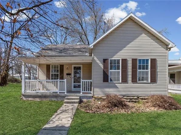 213 N 4th St, Clinton, MO 64735