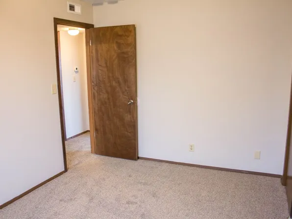 B Street Complex, 2423 B St #1, Lincoln, NE 68502