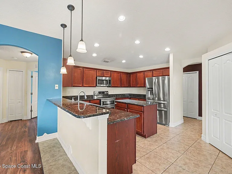 992 Coquina St SE — Photo 11