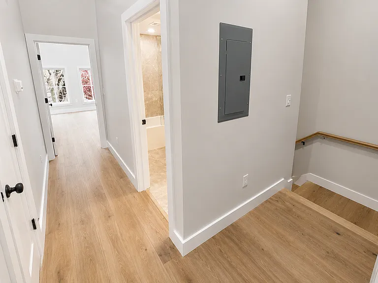 300 Somerville Ave #I — Photo 18