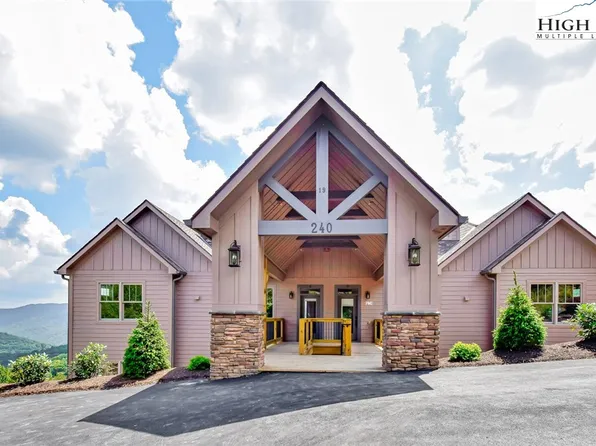 142 Crescent Lane #22A, Sugar Mountain, NC 28604