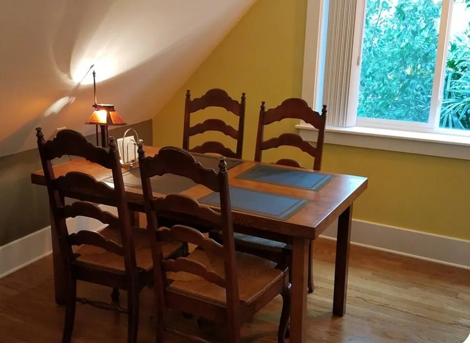 2 bed, 1000 sqft, $1,950 — Photo 4