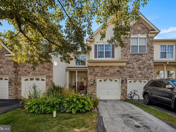 180 Birchwood Dr, West Chester, PA 19380