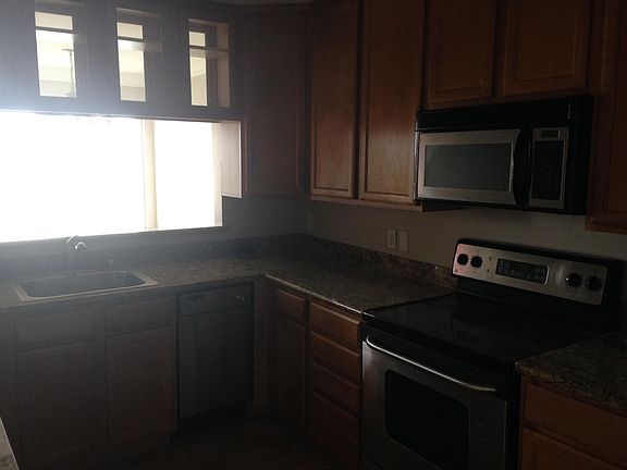 5th image of 860 Turquoise St Unit 331