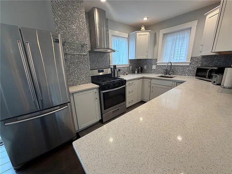 101 Lacrosse St — Photo 7