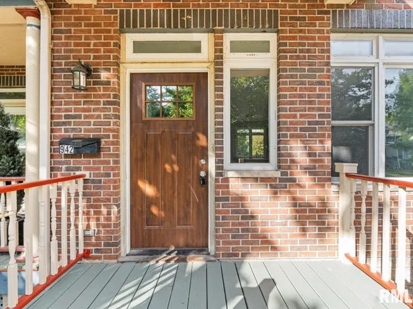 942 22nd St, Rock Island, IL 61201