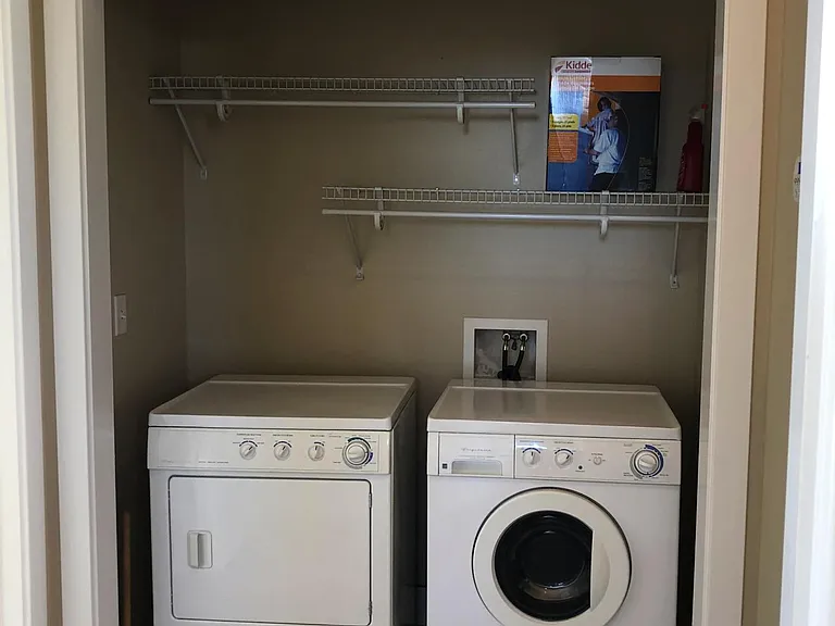 2216 Leinberger Ln — Photo 12