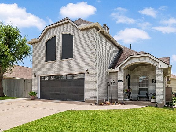 2nd image of 103 Cove Pl