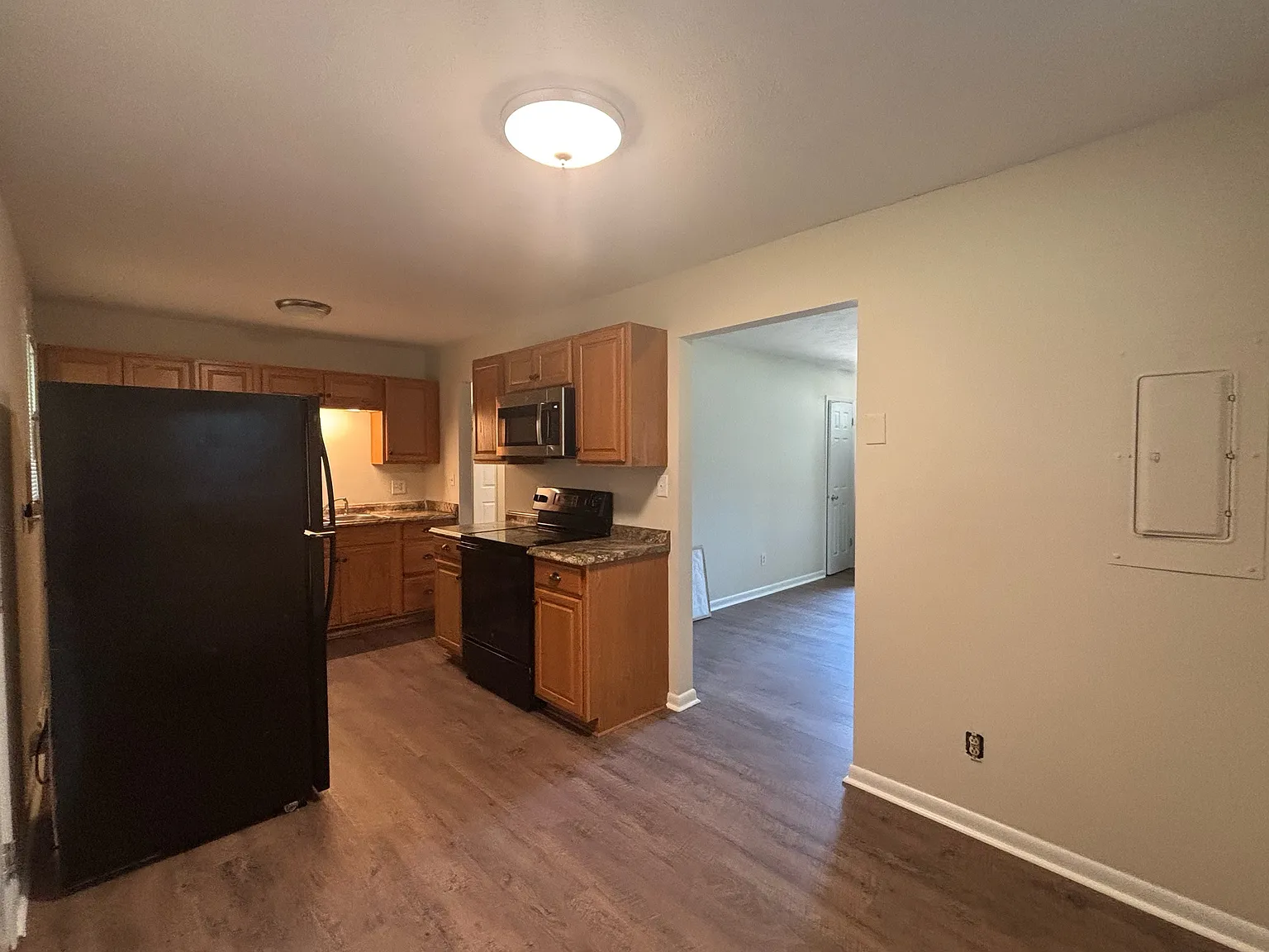 1070 Rulnick Street - 1 — Photo 2
