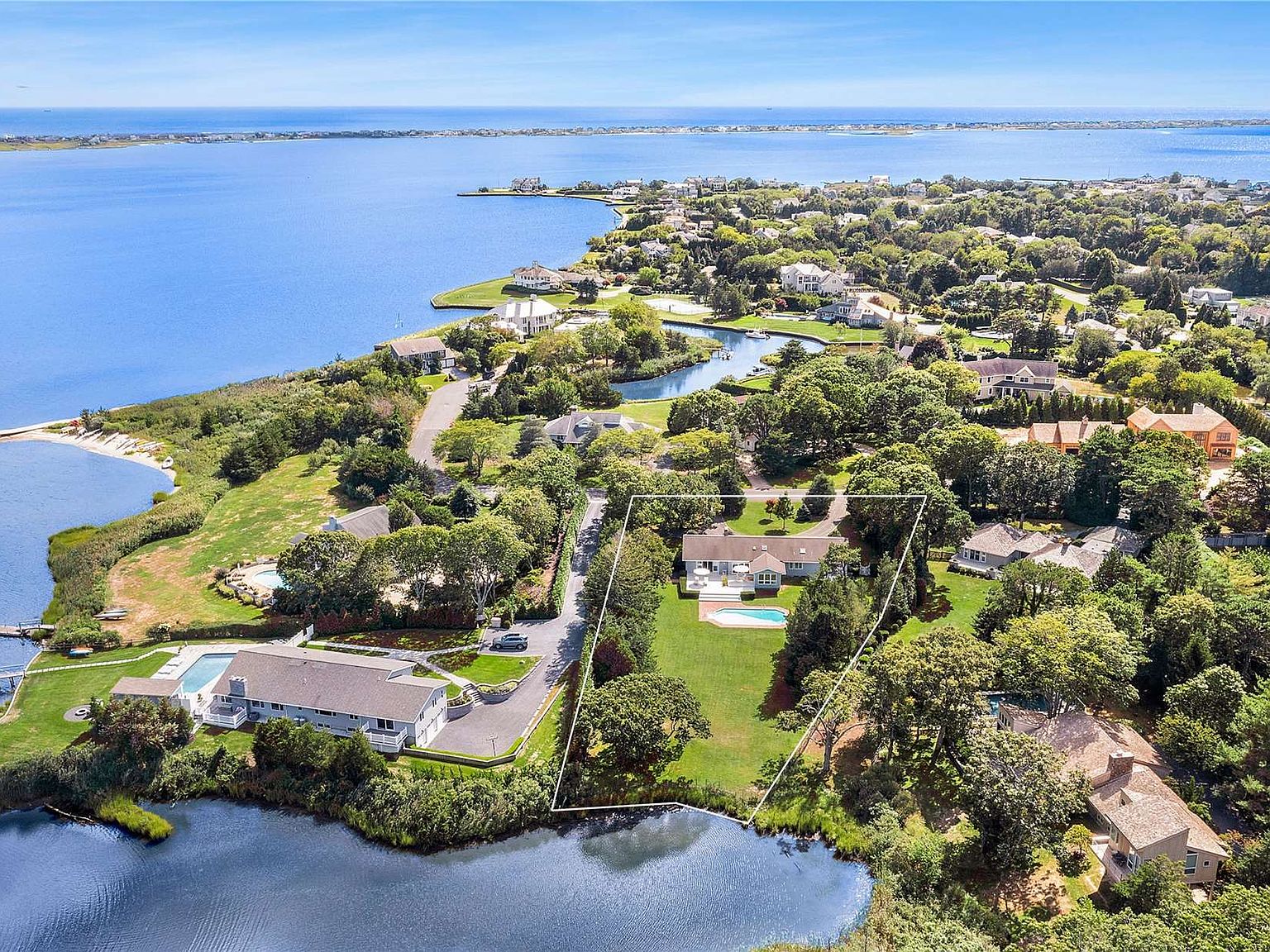 8 Woodcock Lane, Remsenburg, NY 11960 Zillow