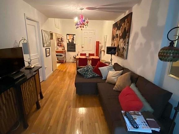 5th image of 73 W 85th St #1B3