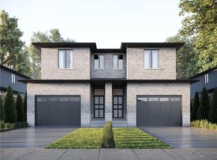 769 Knox Ave, Hamilton, ON L8H6K9