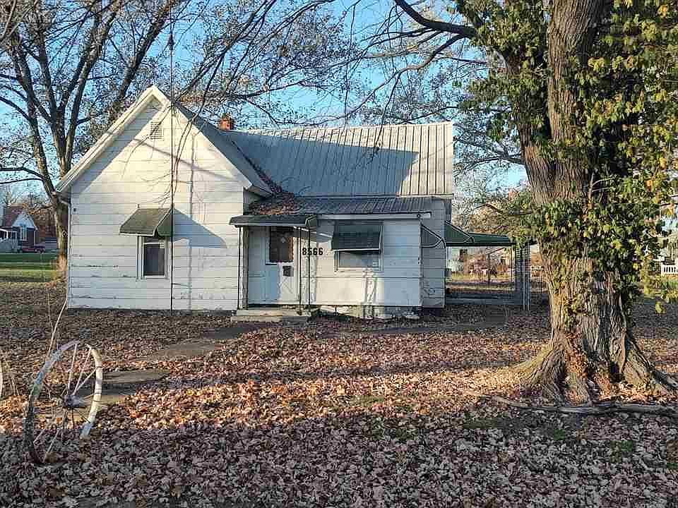 1st image of 8566 4th St