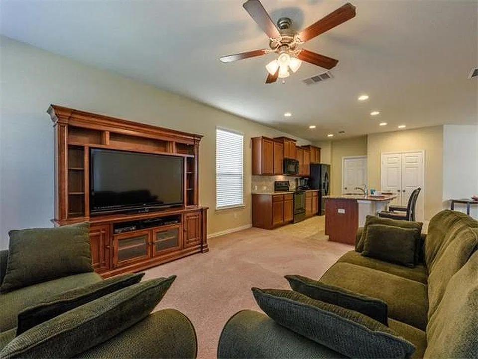 16100 Hampton Bliss Trce — Photo 3