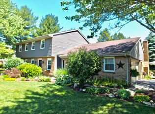 683 S Greenbrook Cir, Saint Joseph, MI 49085