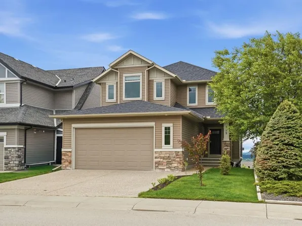 139 N Sunset Vw, Cochrane, AB T4C 0E8