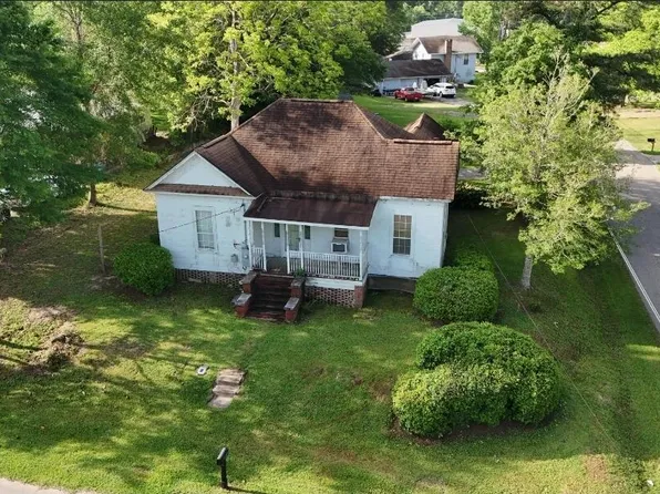 504 College Ave E, Wiggins, MS 39577