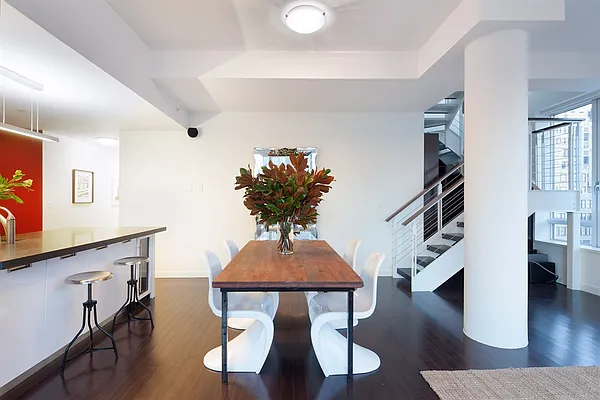 Sold by Corcoran | media 31